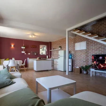 Stone House Bay View - Kastel Luksic