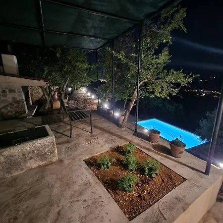 Feriehus Stone House Bay View - Kastel Luksic