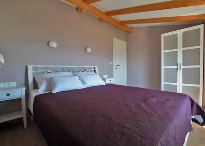 Stone House Bay View - Kastel Luksic Feriehus *